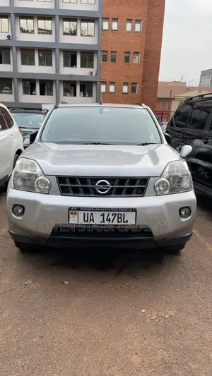 Nissan X-Trail 2010 Silver