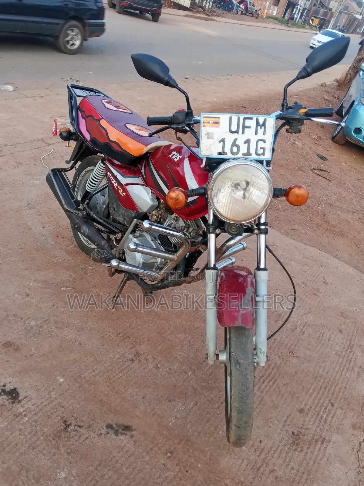 TVS HLX 125 2023 Red