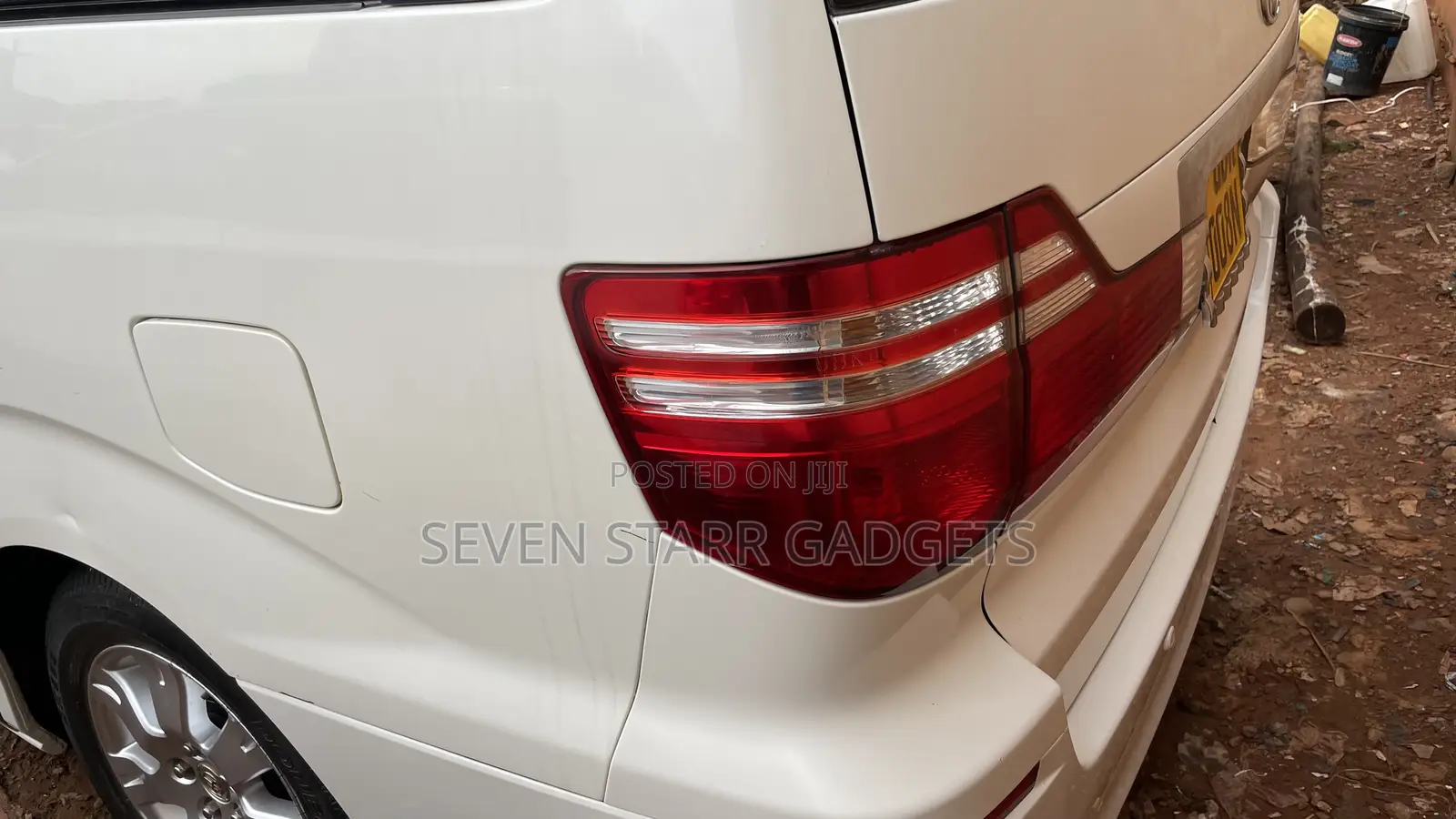 Toyota Alphard 2007 White