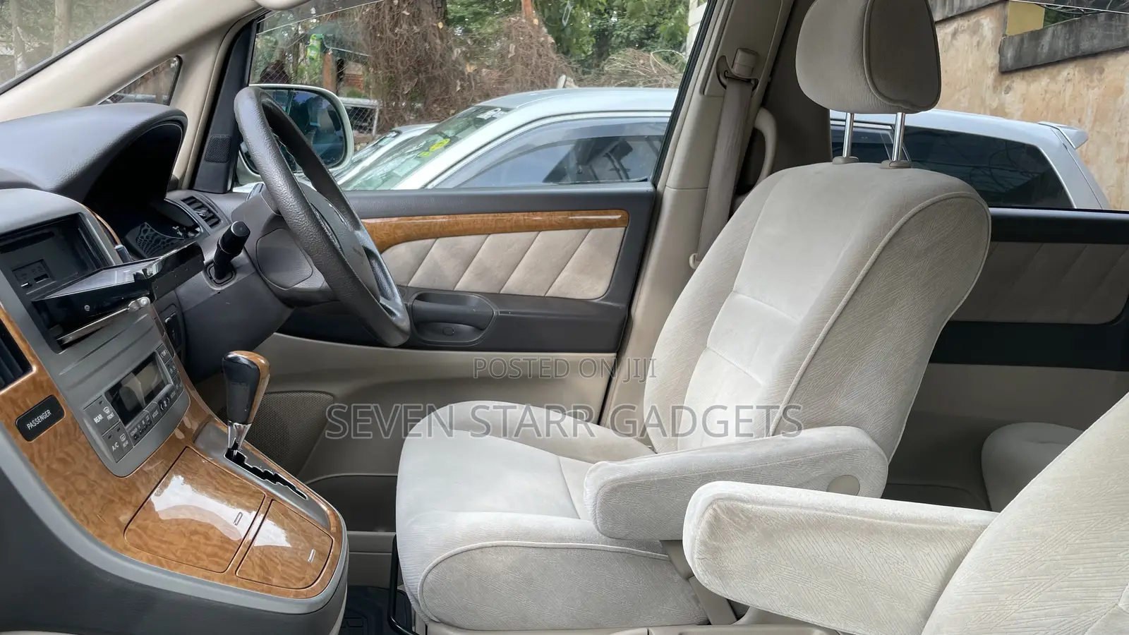 Toyota Alphard 2007 White
