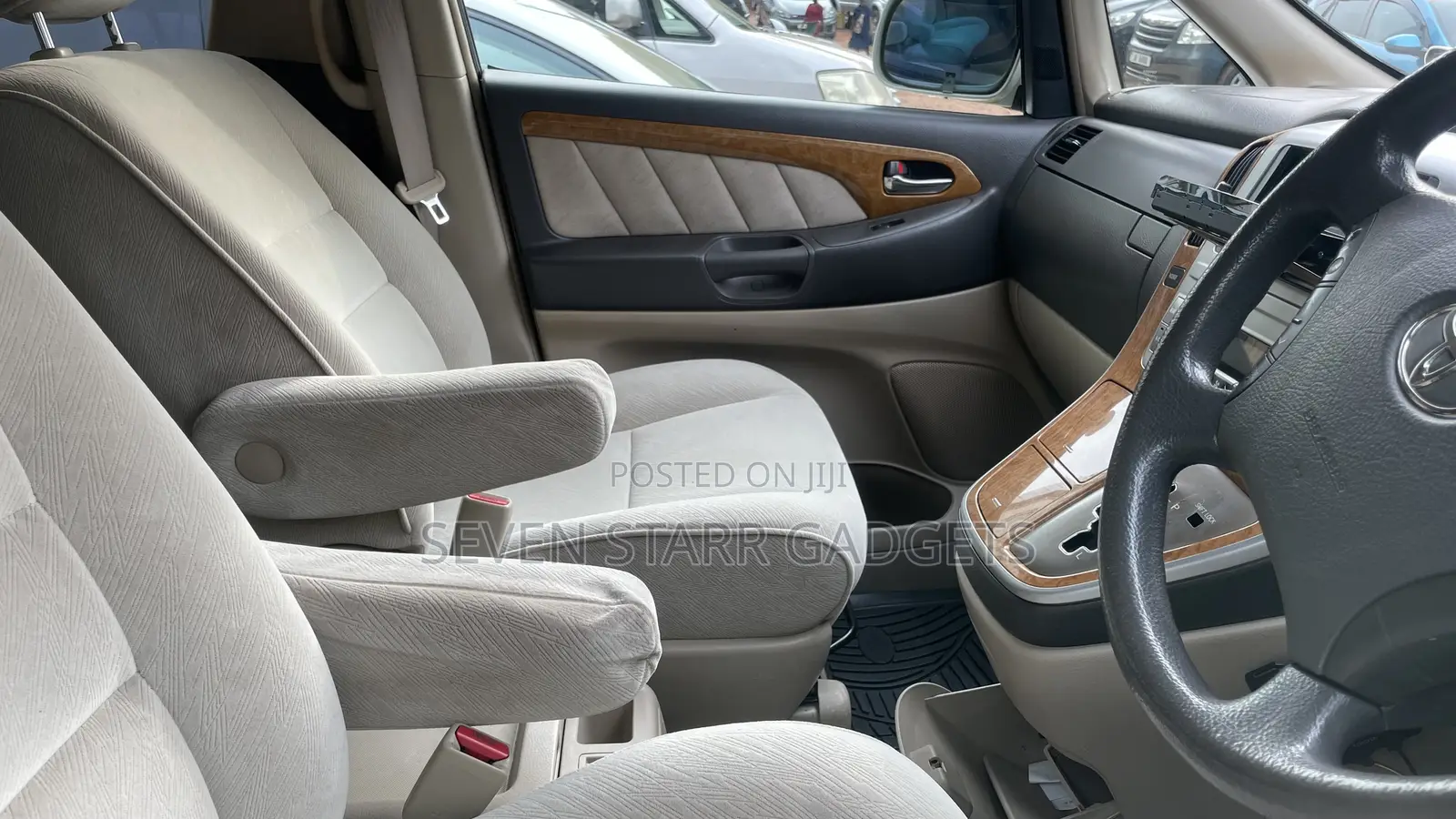 Toyota Alphard 2007 White