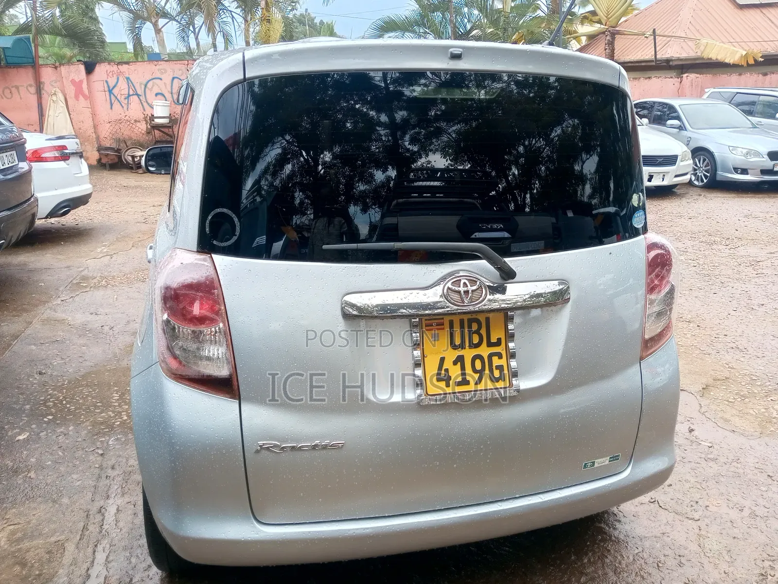 Toyota Ractis 2007 Gray