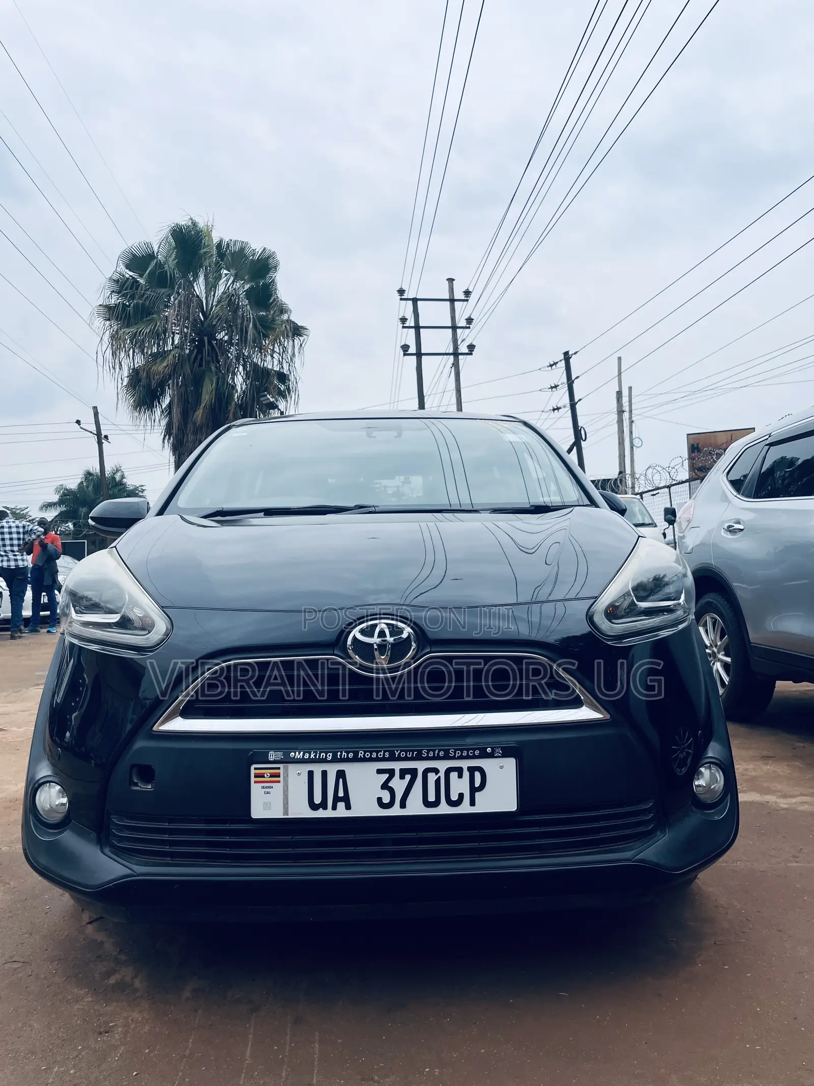 Toyota Sienta 2016 Black