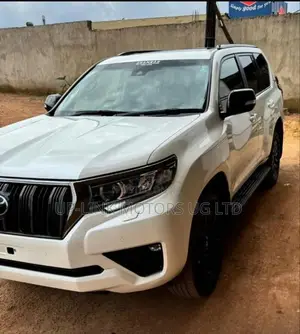 Toyota Land Cruiser Prado 2021 White