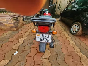 Hero Hunter 100 2018 Red