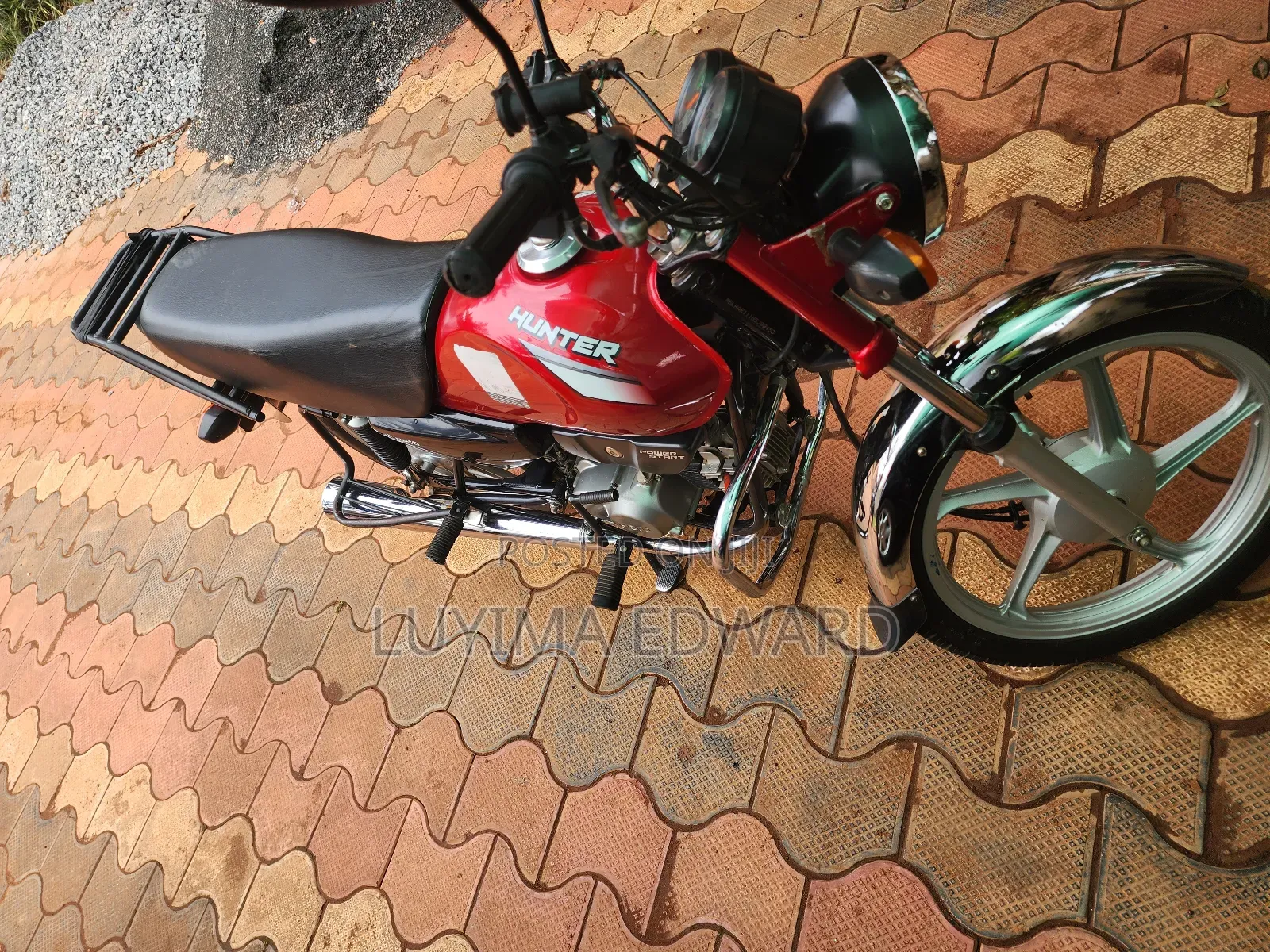 Hero Hunter 100 2018 Red