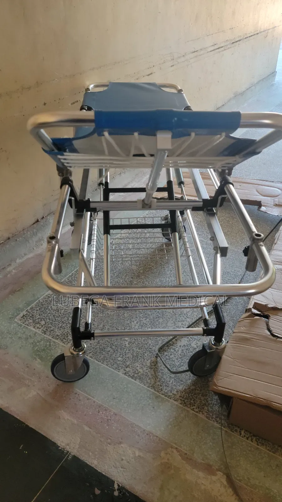 Patient Stretcher/Trolley With a Crank