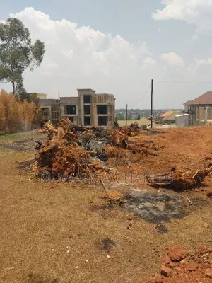 Plots on Sale in Kamamboga