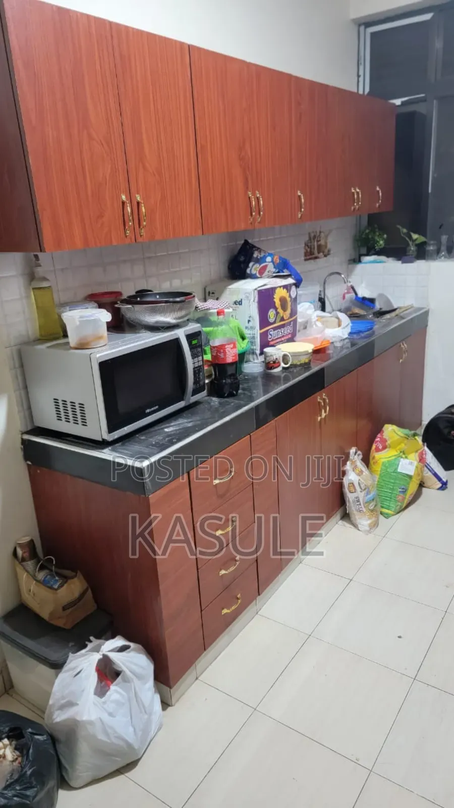 Mordern Kitchen Cabinet