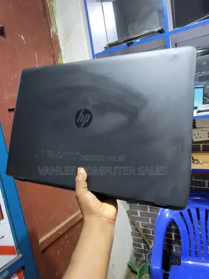 Laptop HP ProBook 470 4GB Intel Core i5 HDD 500GB