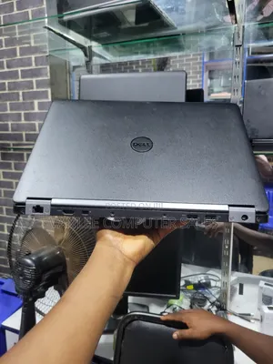 Laptop Dell Latitude E7470 8GB Intel Core i5 SSD 256GB