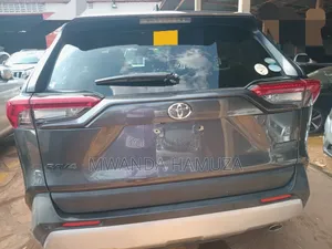 Toyota RAV4 2020 Gray