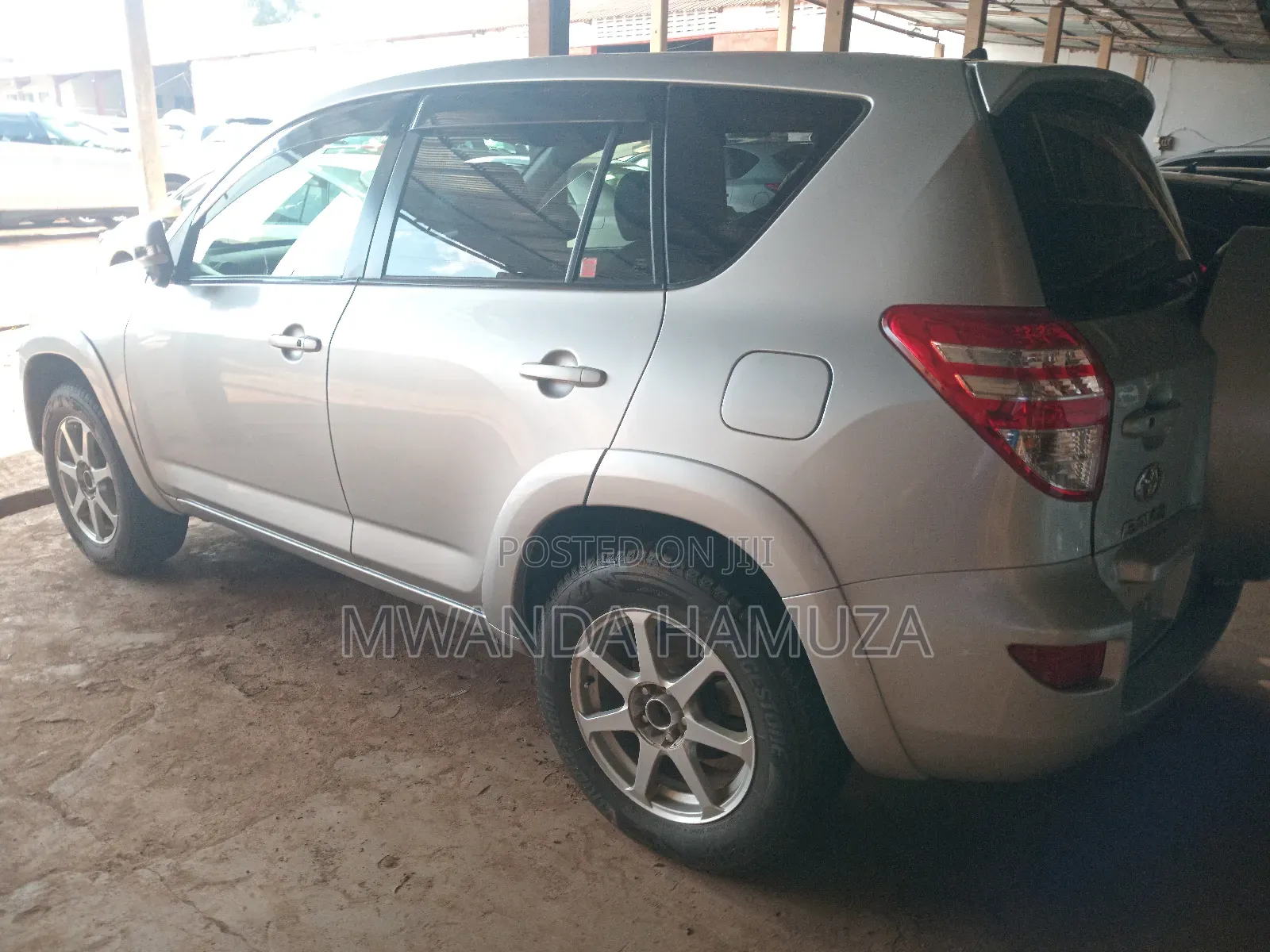 Toyota RAV4 2009 Silver