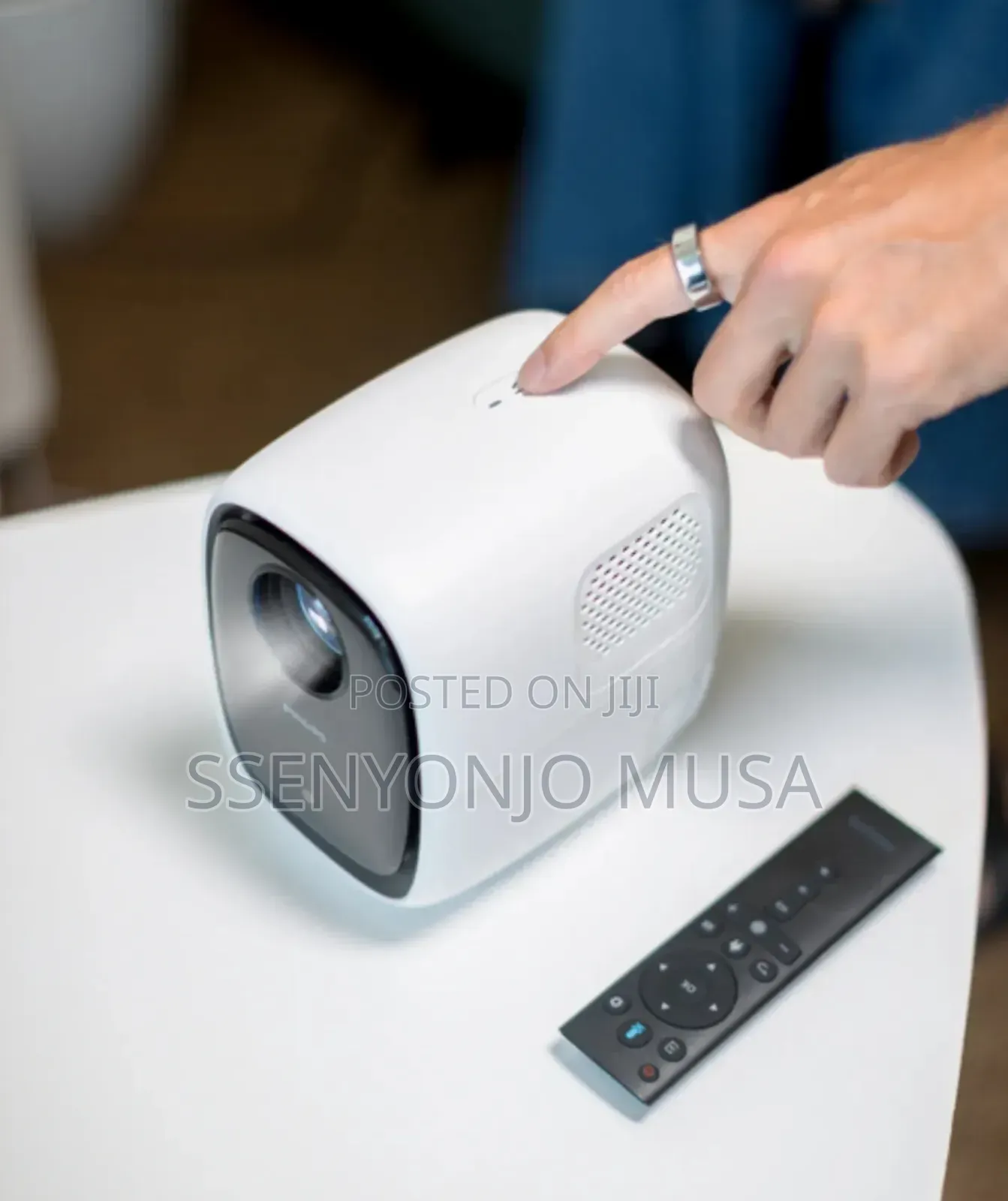 Philips Neopix 130c Hd Projector – 720p Smart Home Theater With Wi-fi