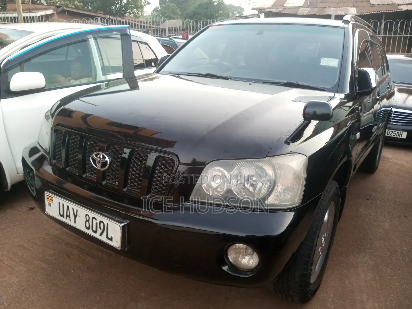 Toyota Kluger 2004 Black