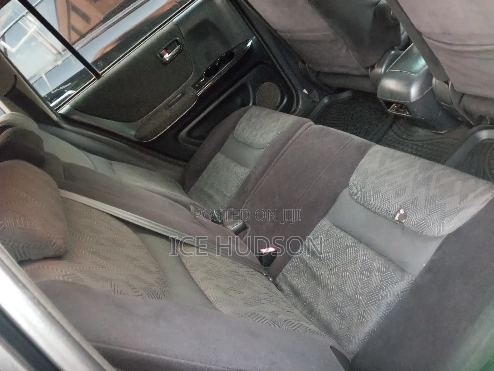 Toyota Kluger 2004 Black