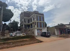 10bdrm Block of Flats in Ndejje - Kanyanya, Ssabagabo-Makindye for sale