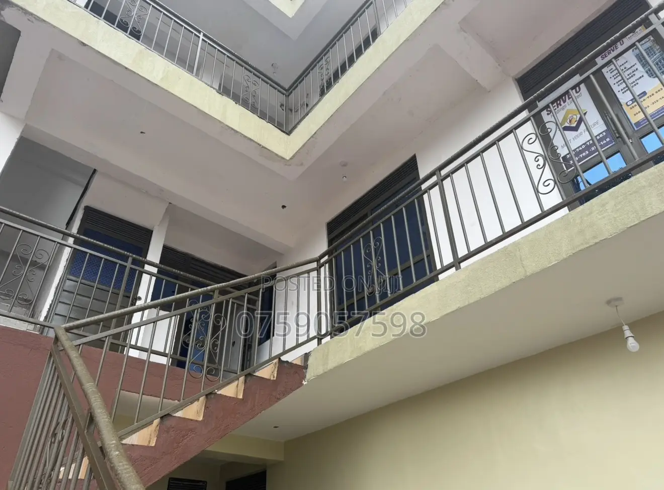 10bdrm Block of Flats in Ndejje - Kanyanya, Ssabagabo-Makindye for sale