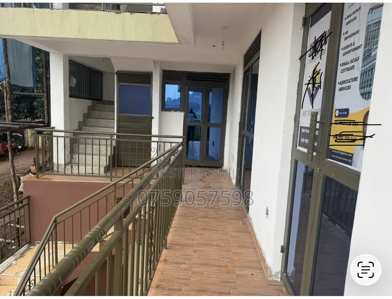 10bdrm Block of Flats in Ndejje - Kanyanya, Ssabagabo-Makindye for sale
