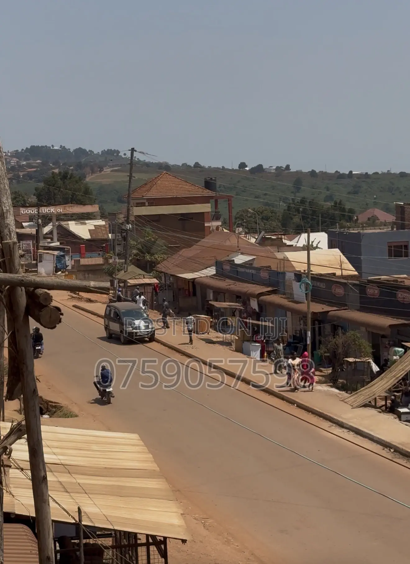 10bdrm Block of Flats in Ndejje - Kanyanya, Ssabagabo-Makindye for sale