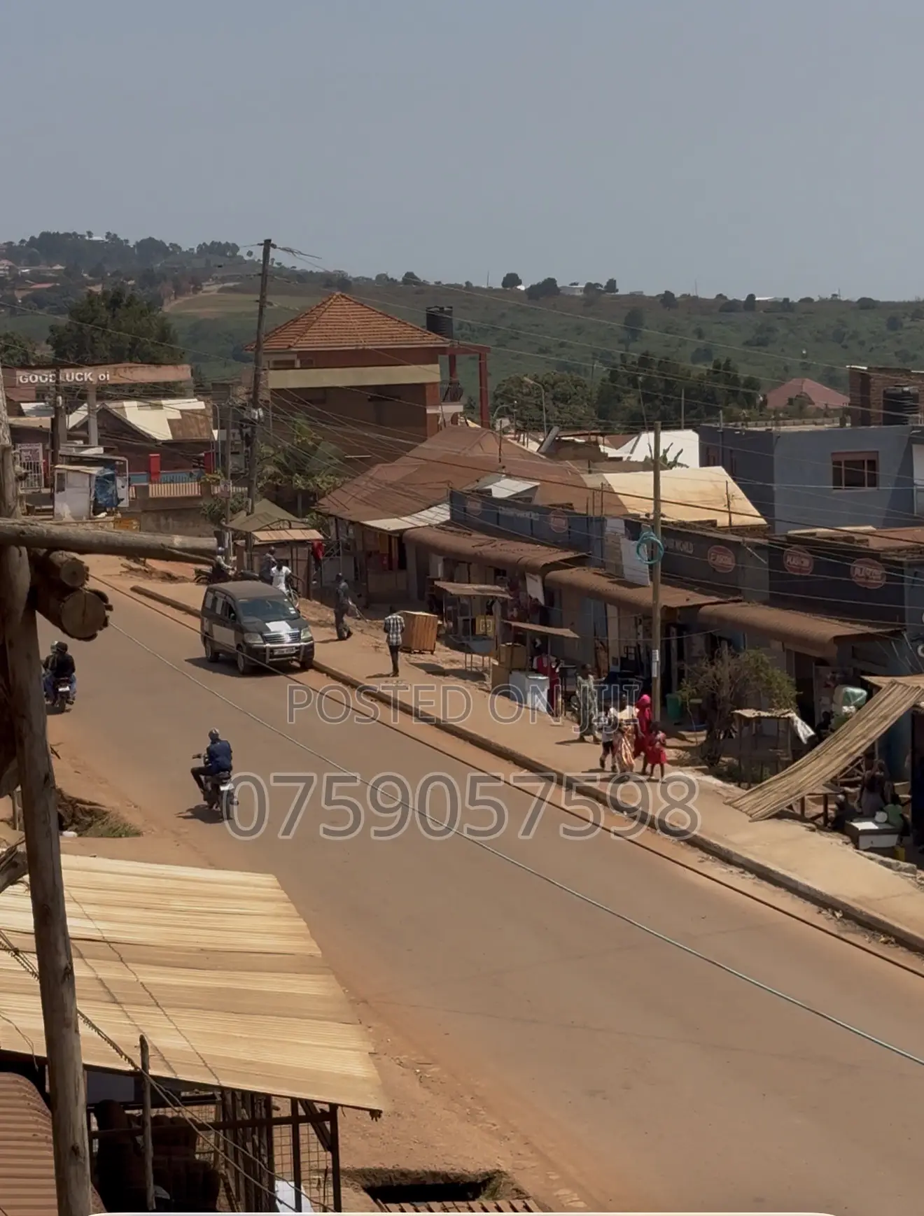 10bdrm Block of Flats in Ndejje - Kanyanya, Ssabagabo-Makindye for sale