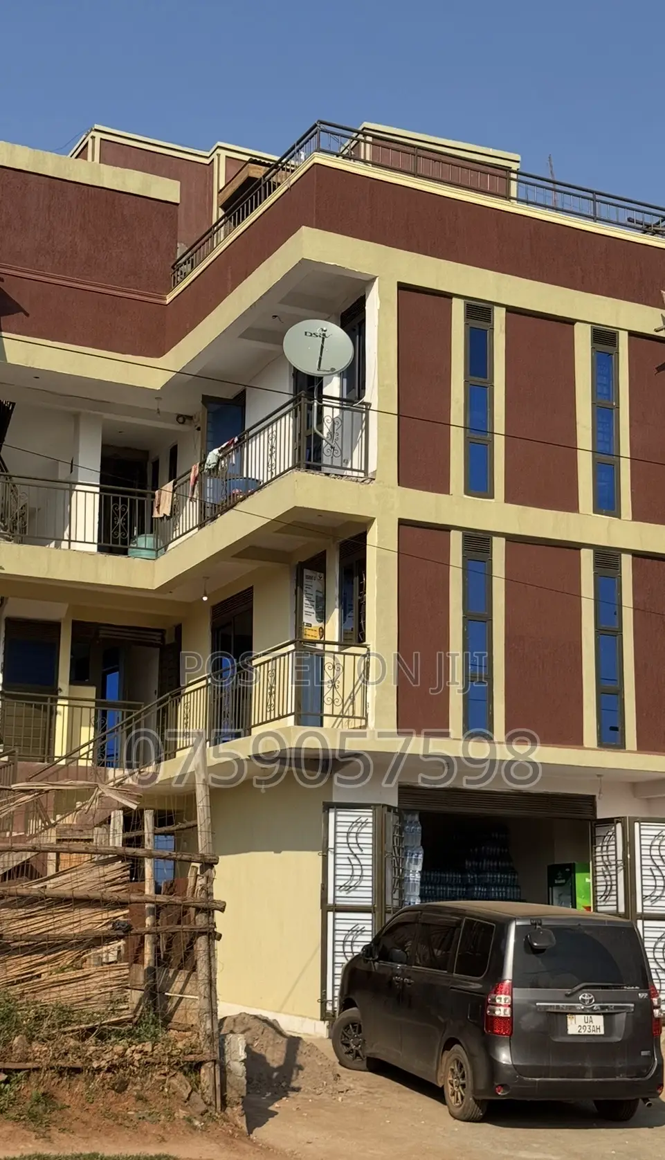 10bdrm Block of Flats in Ndejje - Kanyanya, Ssabagabo-Makindye for sale