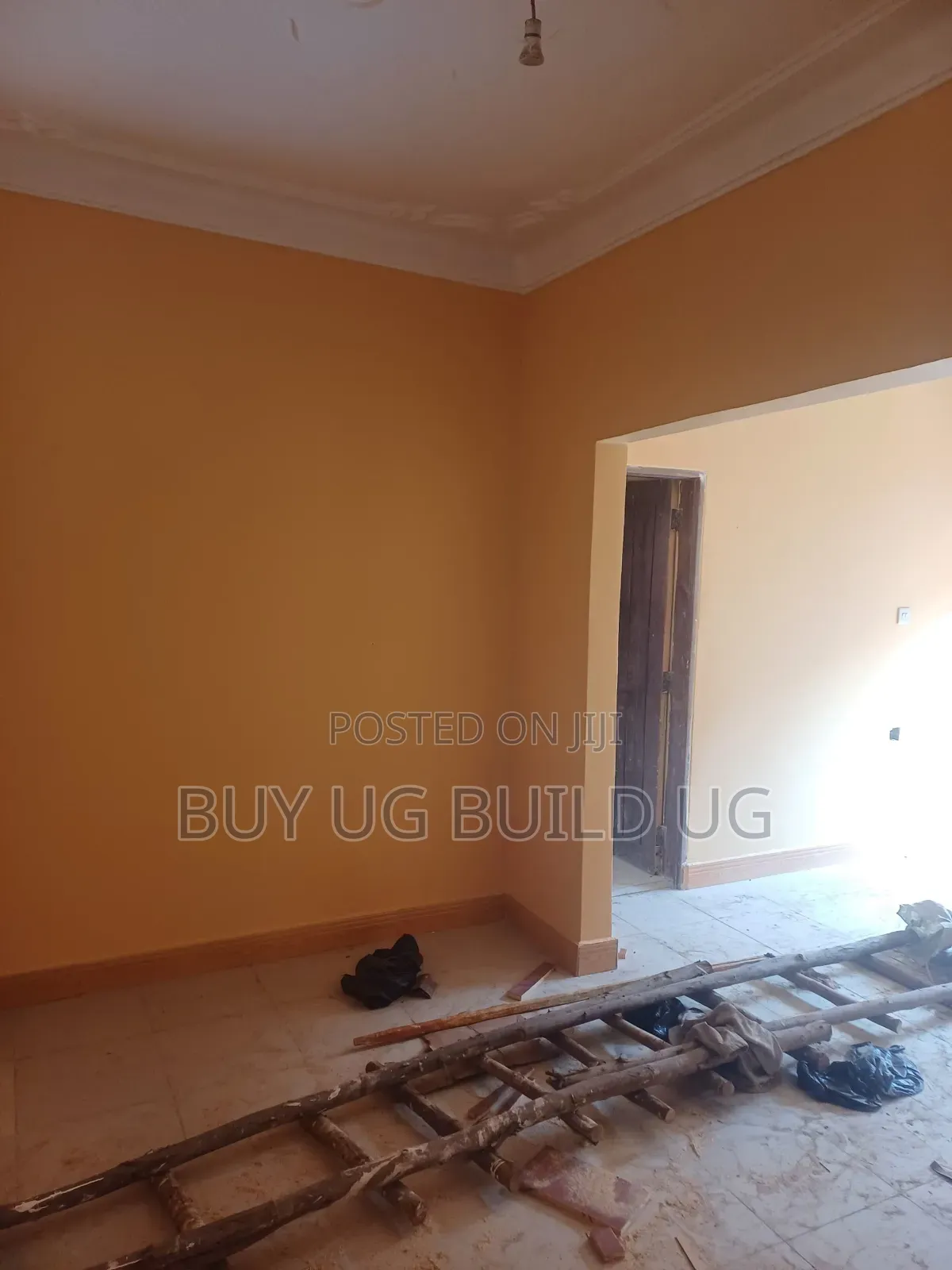 3bdrm Bungalow in Namasuba Town, Central Division for sale