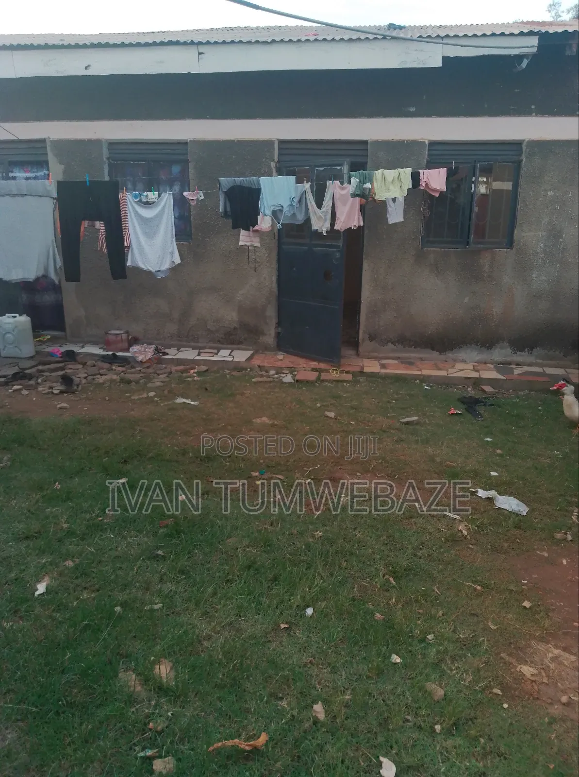 1bdrm House in Zana Entebbe Road, Central Division for rent