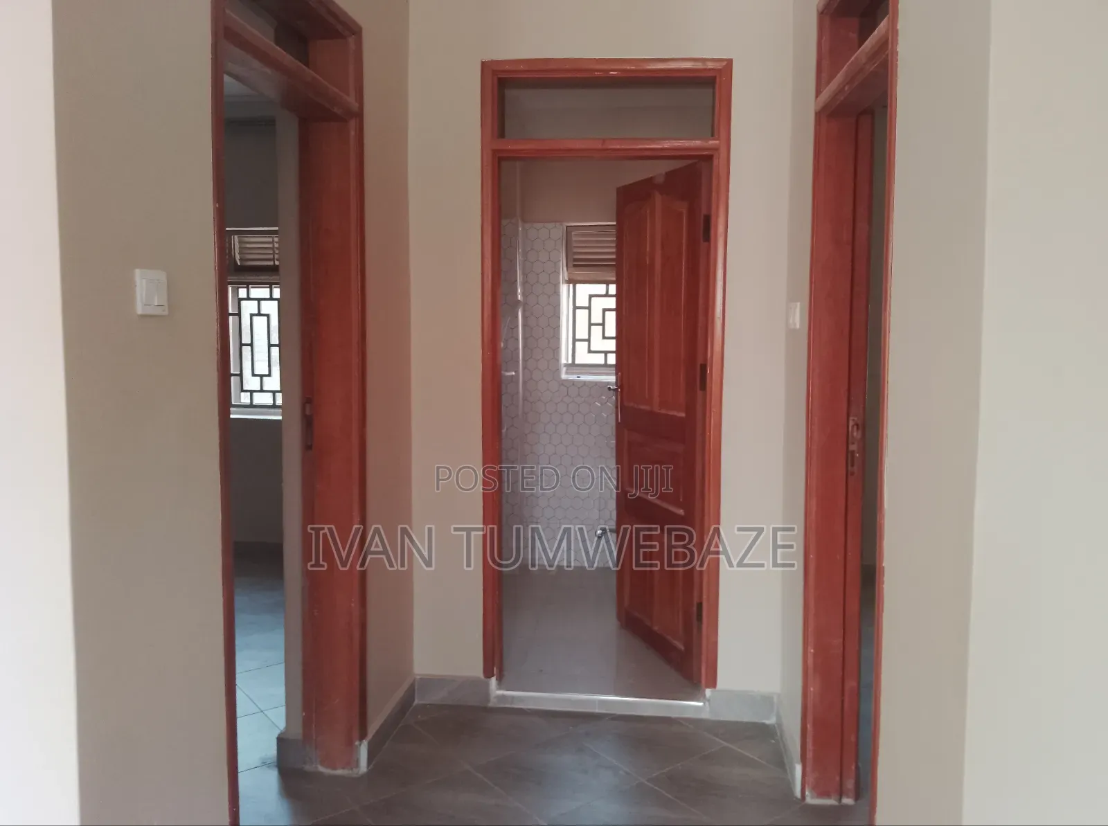 2bdrm Apartment in Zana Entebbe Road, Central Division for rent