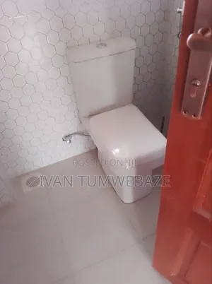 2bdrm Apartment in Zana Entebbe Road, Central Division for rent