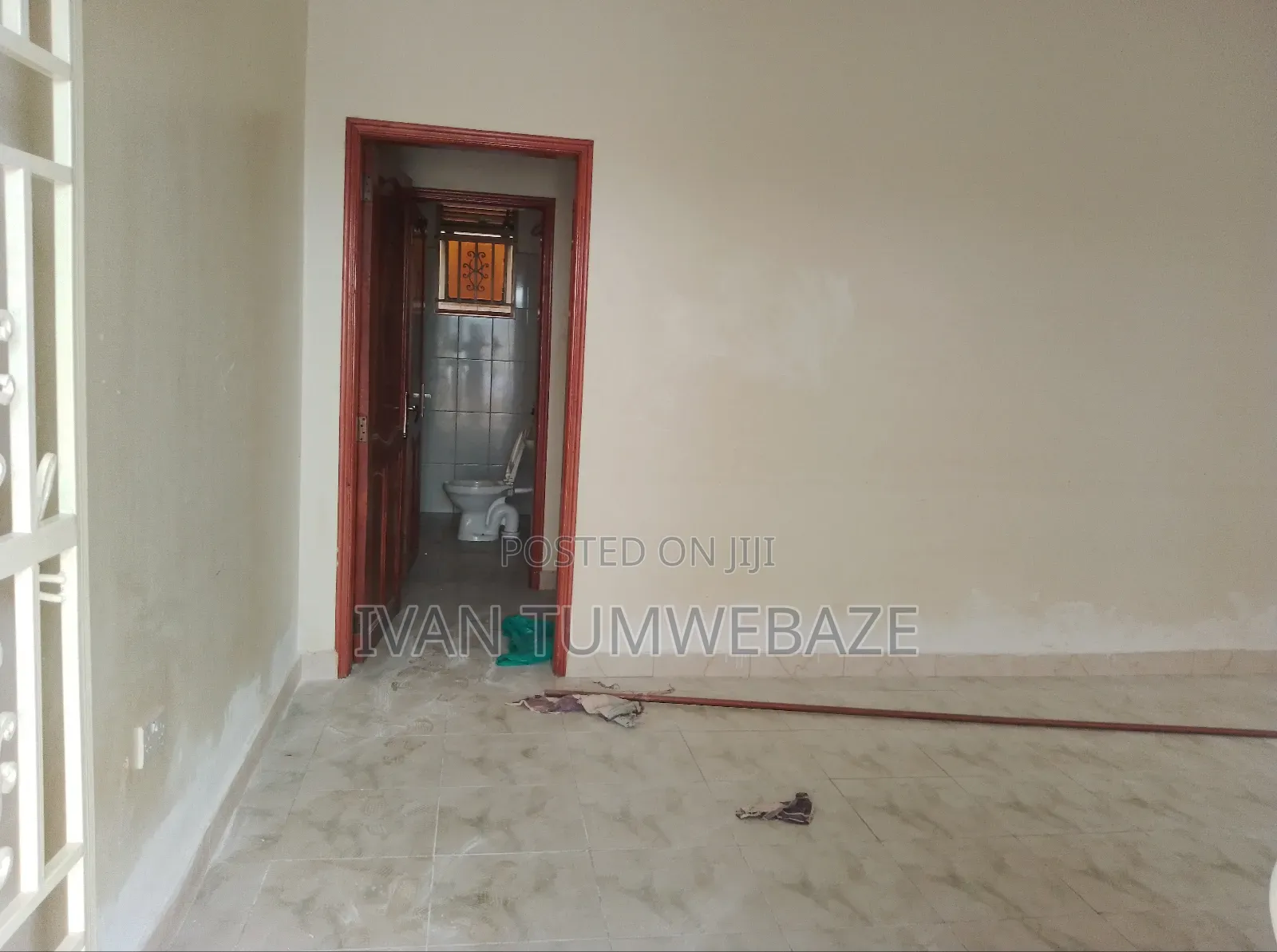1bdrm Bungalow in Zana Entebbe Road, Central Division for rent