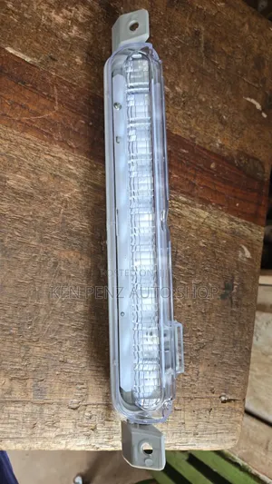 Mitsubishi L200 2015 Rear Boot Reflector