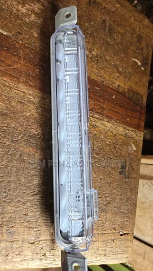 Mitsubishi L200 2015 Rear Boot Reflector