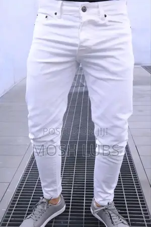Zara Original Men Plain White Jeans