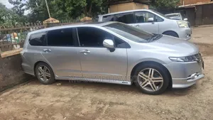 Honda Odyssey 2.0 Hybrid (8 seater) 2019 Silver
