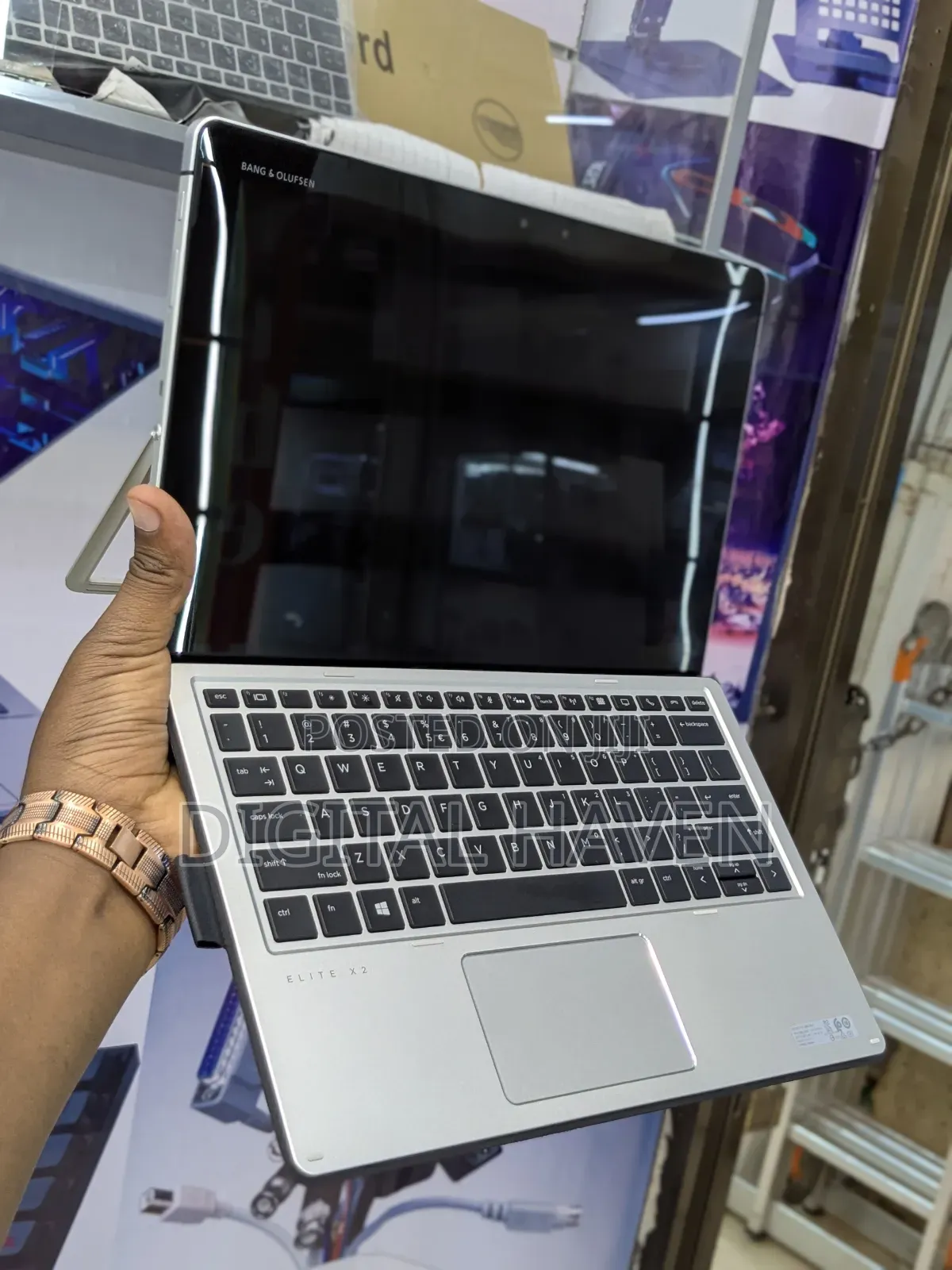 Laptop HP Elite X2 1012 G2 8GB Intel Core i5 SSHD (Hybrid) 256GB