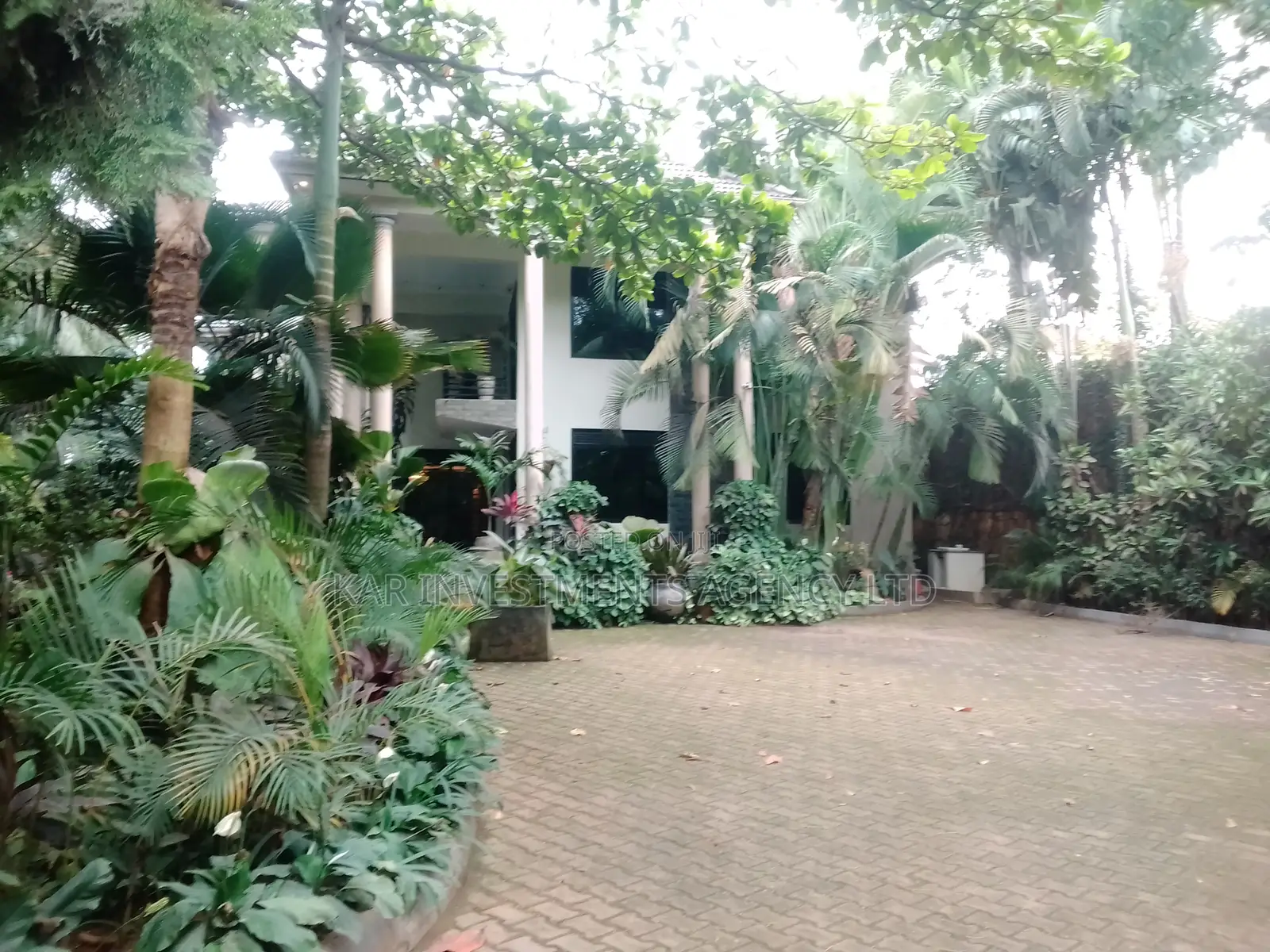 Furnished 5bdrm Mansion in Andre Kintu Estate, Central Division