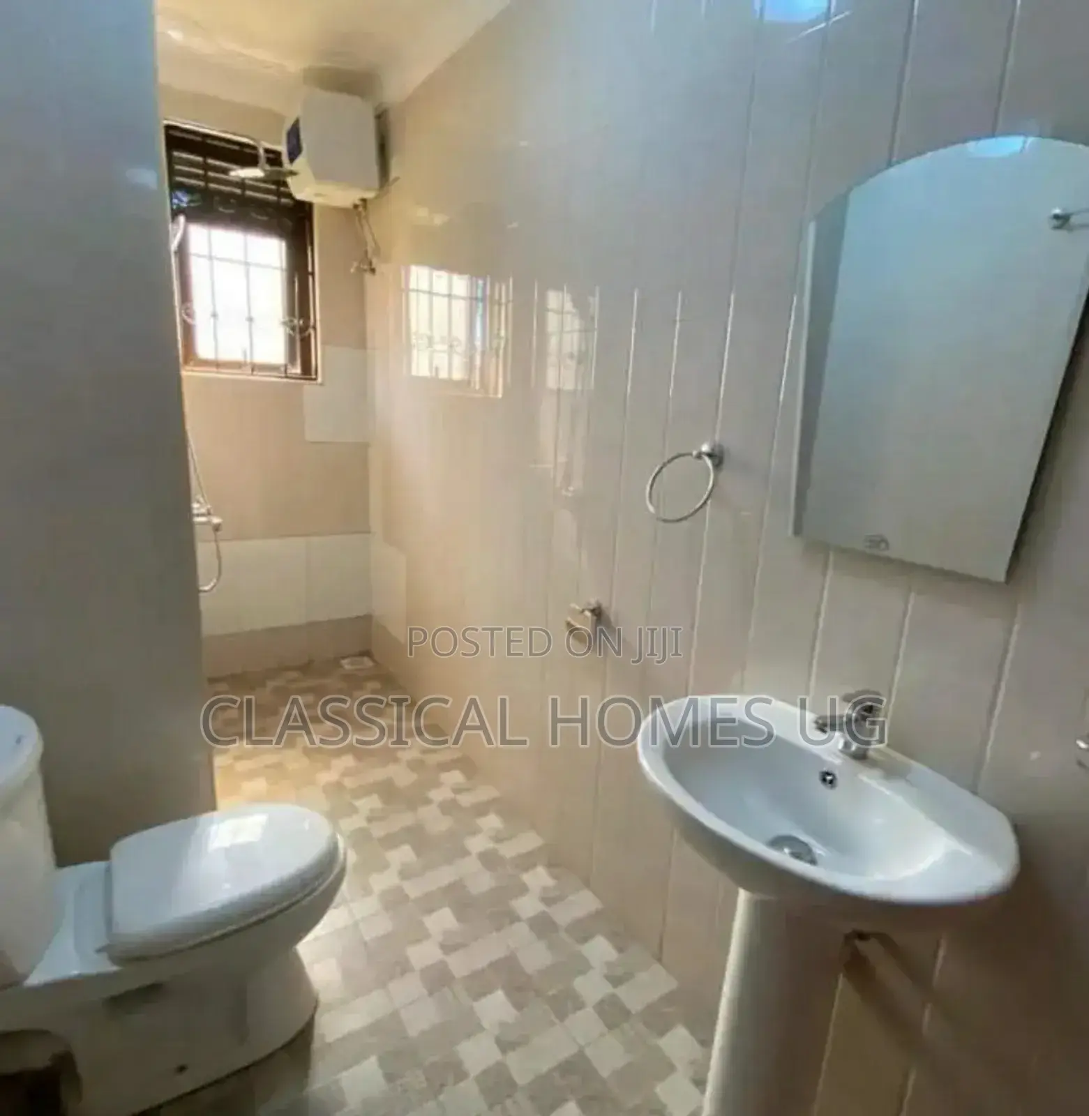 3bdrm Apartment in Lubowa Entebbe Road, Central Division for rent