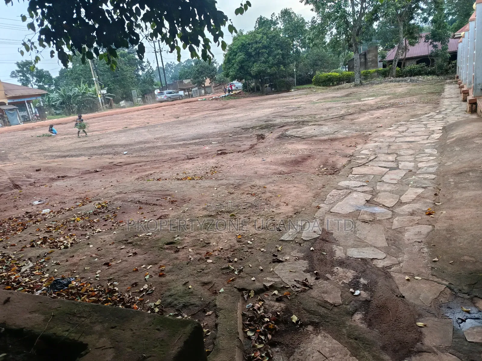 1 Acre, With A Storied House Good For Commercial Projects, Bombo Rd