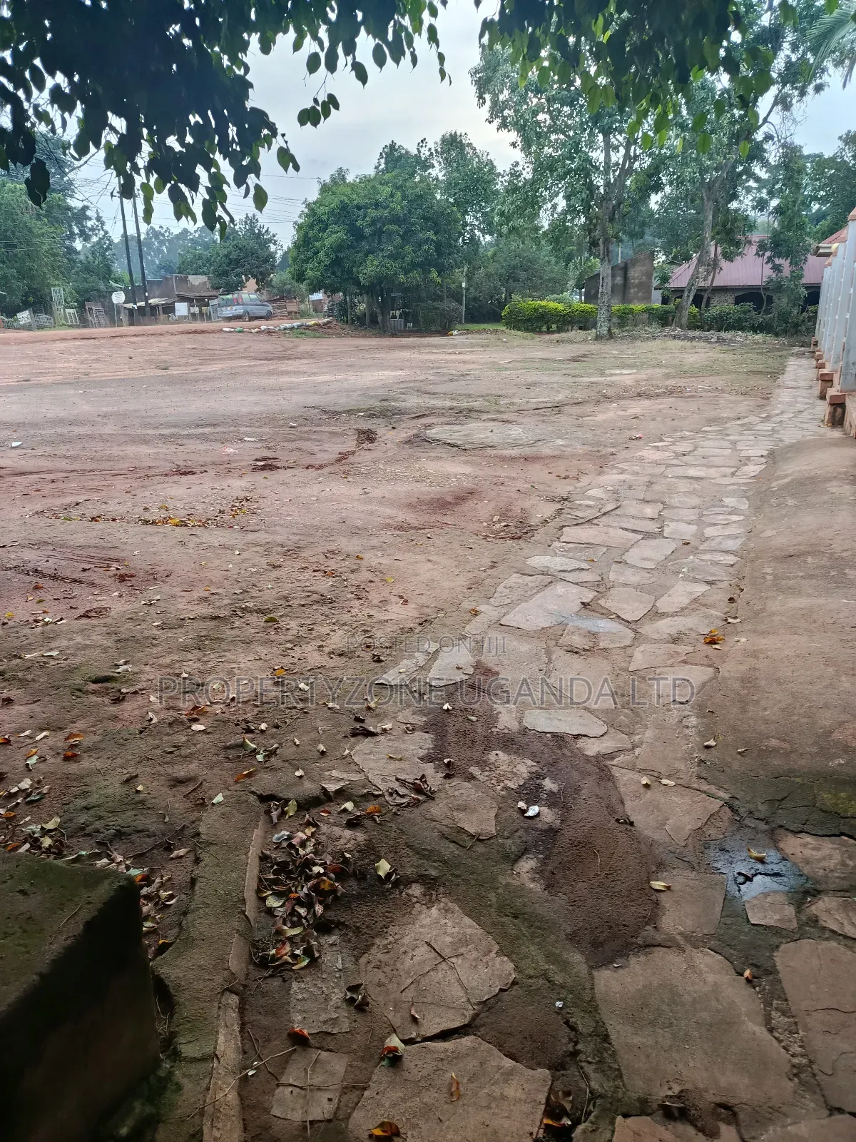 1 Acre, With A Storied House Good For Commercial Projects, Bombo Rd
