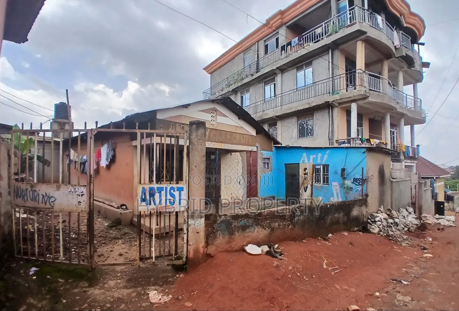 Commercial Plot for Sale in Kasubi Town Along Hoima Road.
