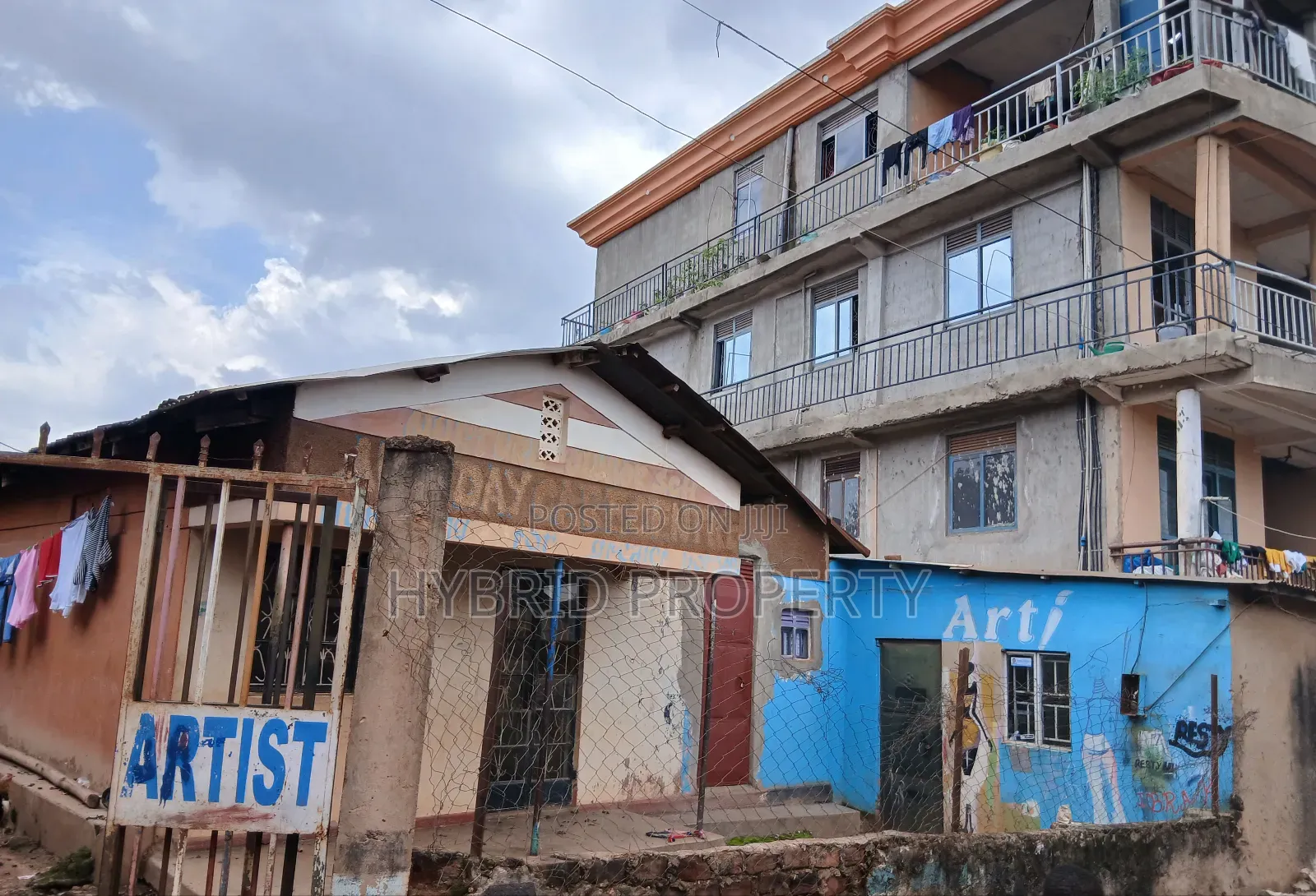 Commercial Plot for Sale in Kasubi Town Along Hoima Road.