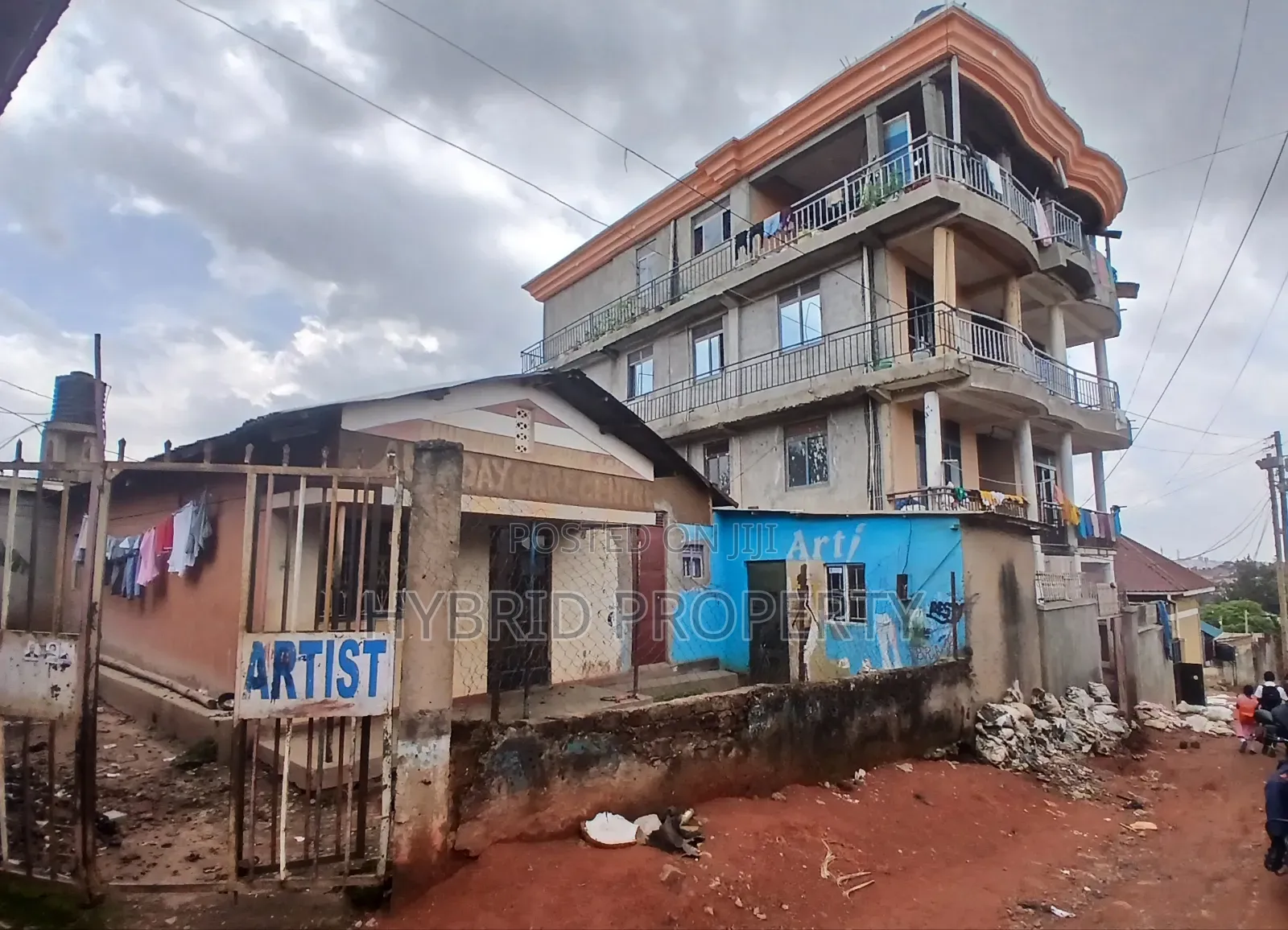 Commercial Plot for Sale in Kasubi Town Along Hoima Road.