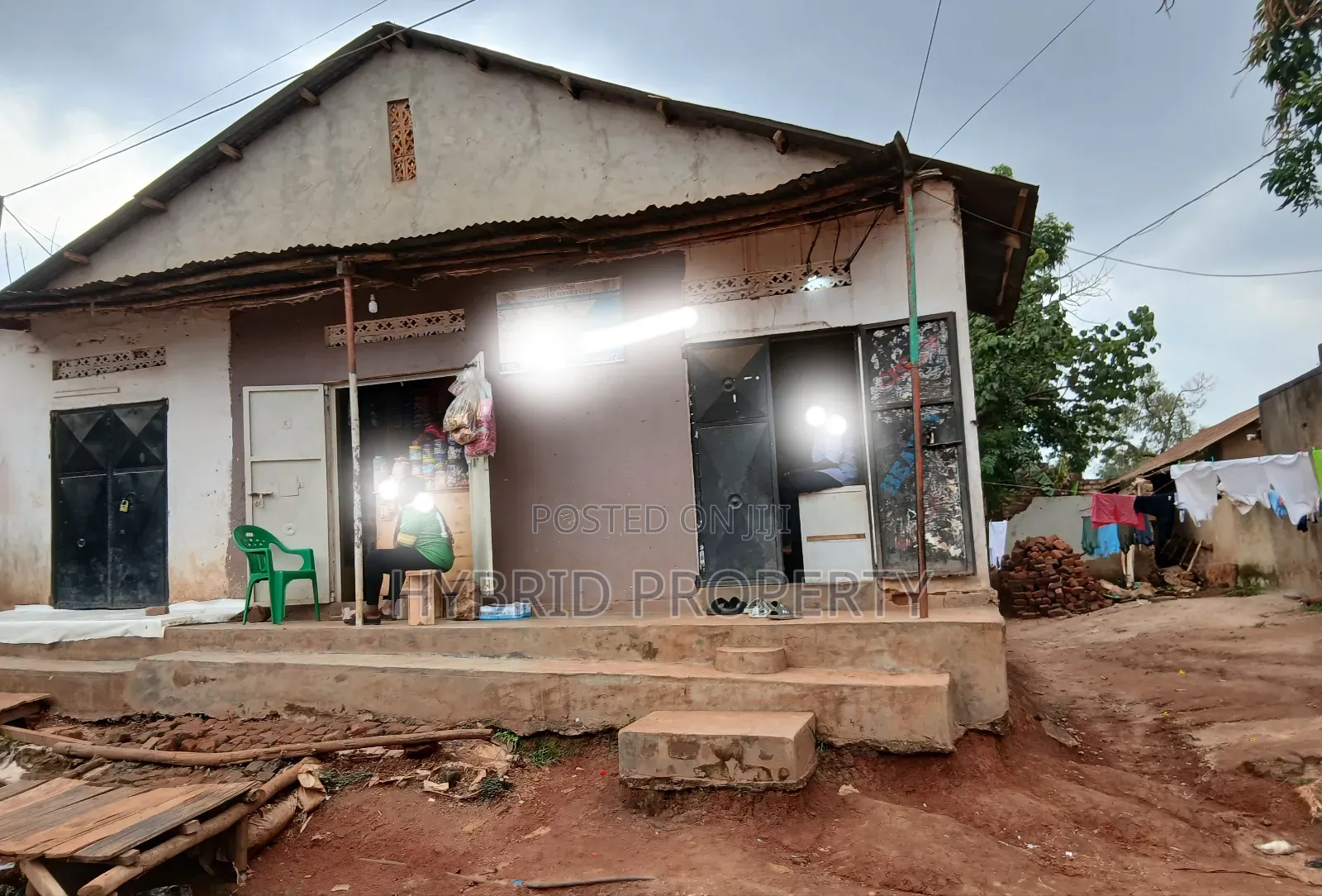 Commercial Plot for Sale at Namungoona Along Hoima Road.