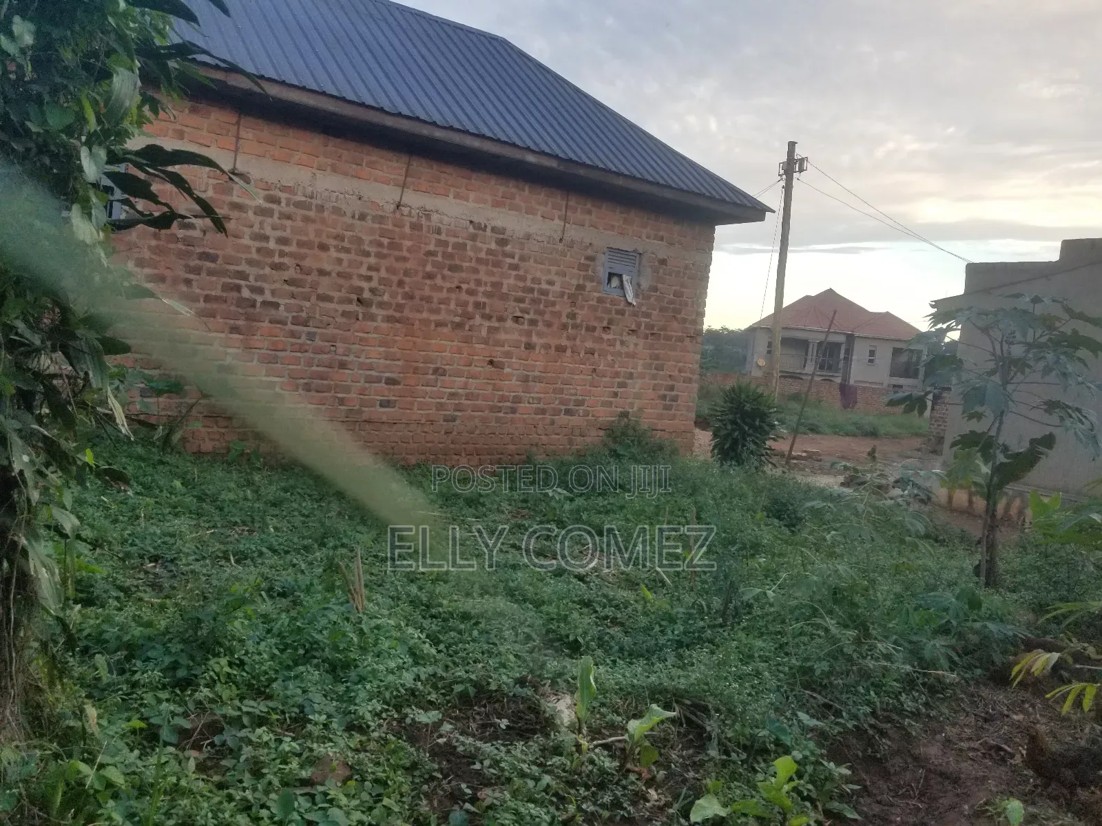 20 by 30 Land for Sale in Kitagobwa