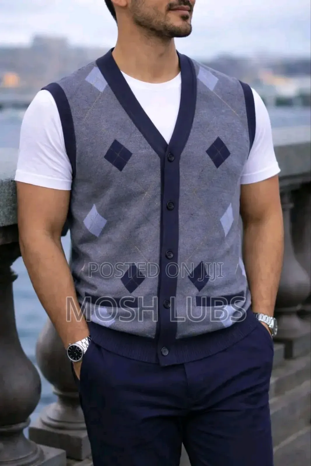 V-Neck Sleeveless Sweaters