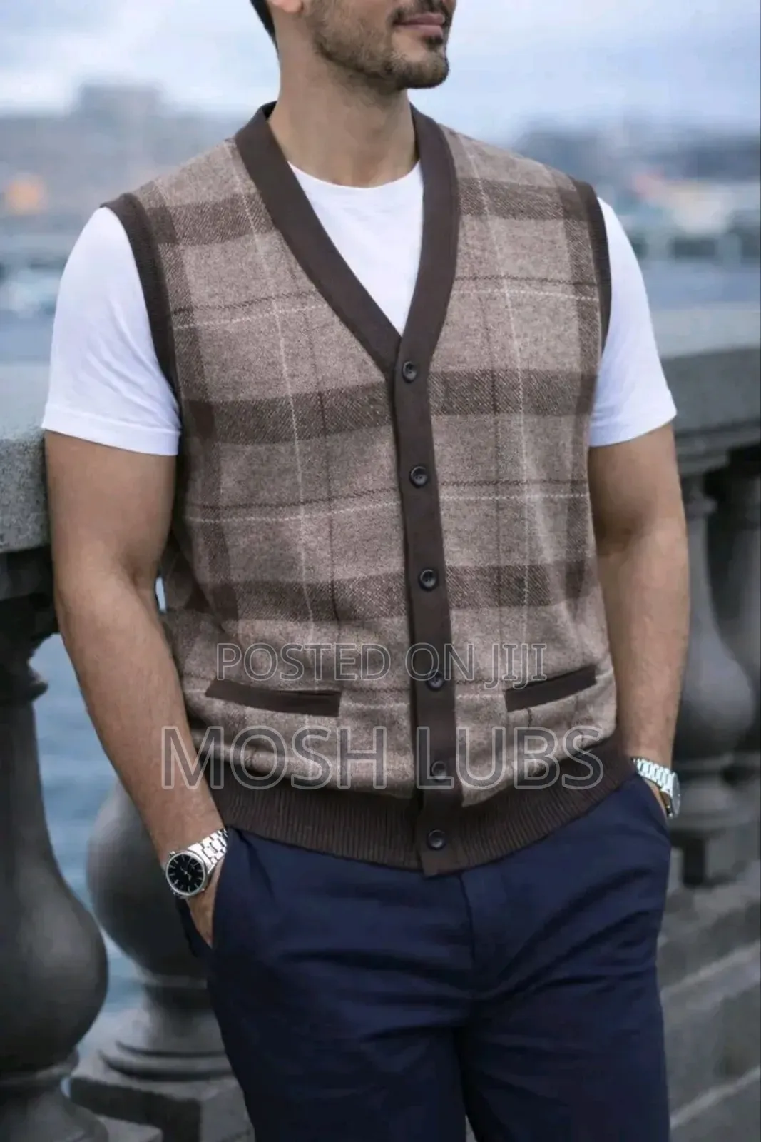 V-Neck Sleeveless Sweaters