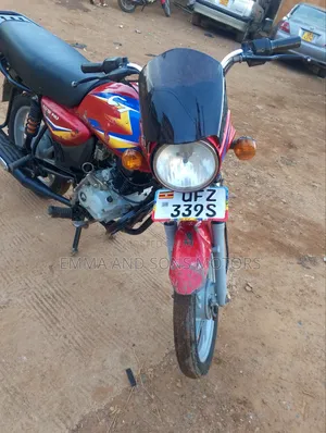 Bajaj CT 125X 2023 Red