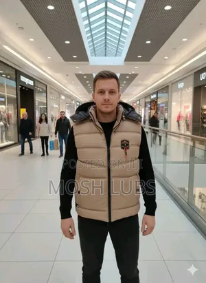 Sleeveless Jackets With Hoodies