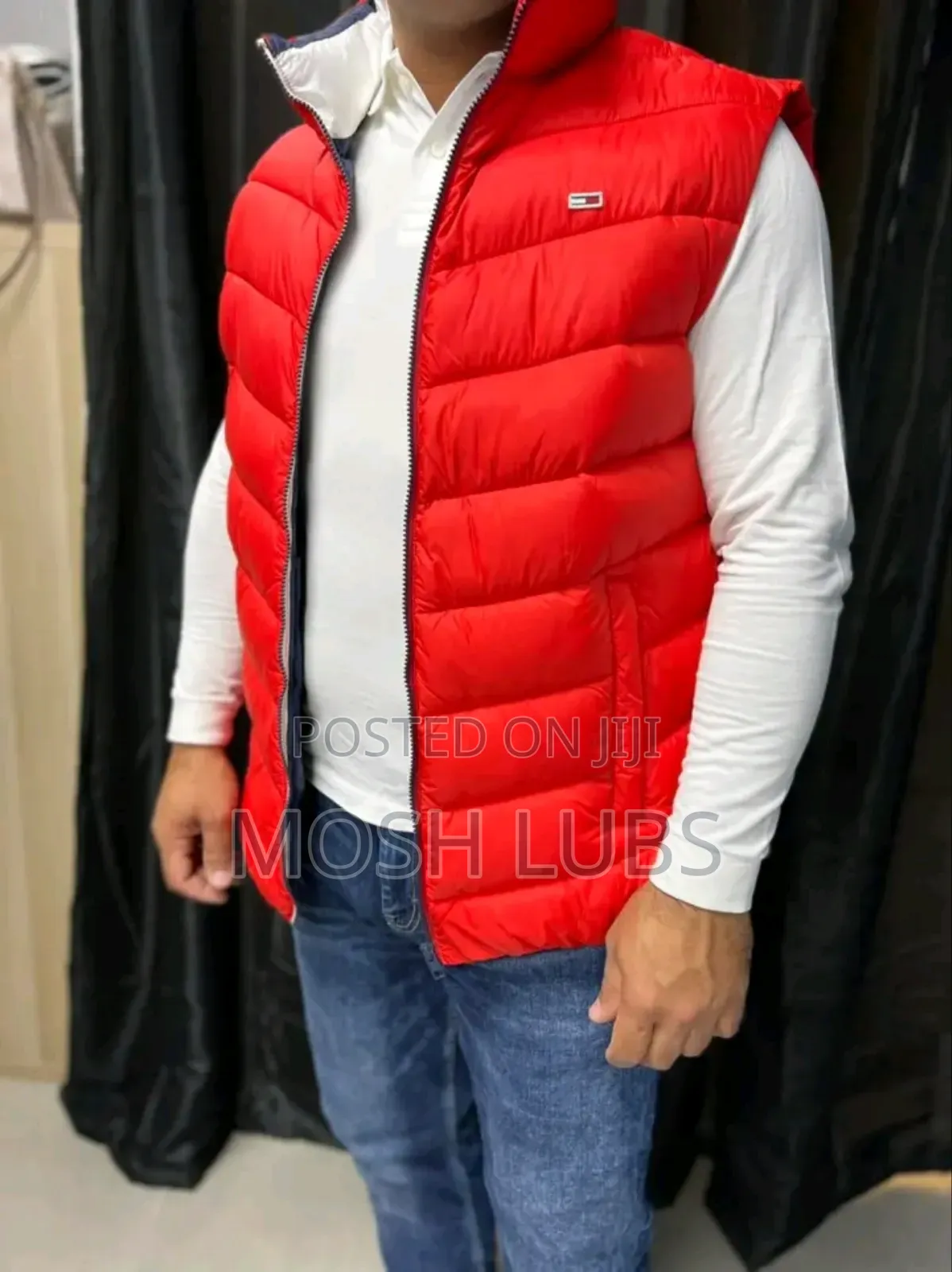 Sleeveless Jackets With Hoodies
